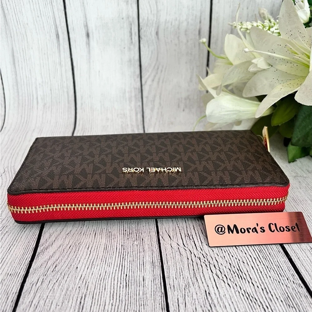 Michael Kors Large Continental Wallet
